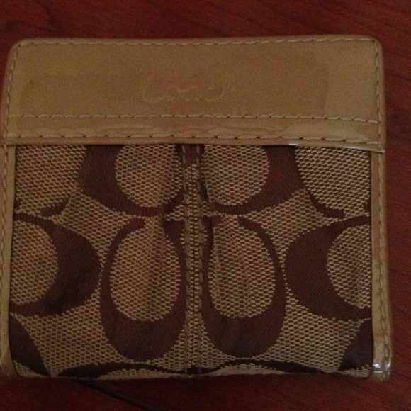Coach wallet