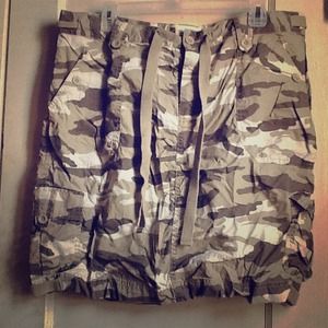 Gap surplus poplin army skirt size 16.