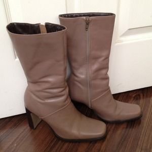 White Mountain Shoes - CLEARANCE ITEM!!! White Mountain Mid Calf Boots White Mountain Shoes - CLEARANCE ITEM!!! White Mountain Mid Calf Boots
