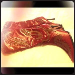 Sophisticated Boots👢👢