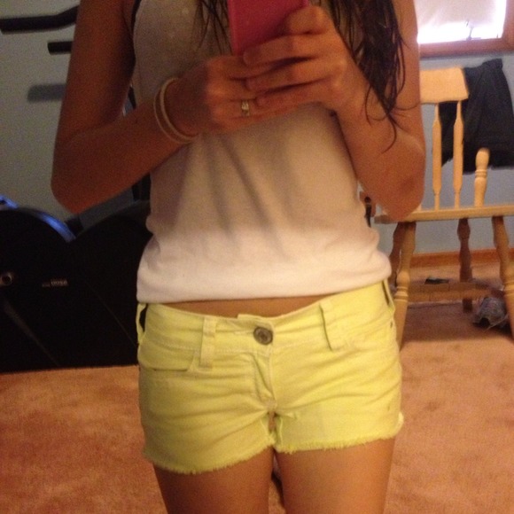 Neon shorts. - Picture 4 of 4