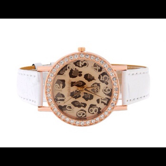 Designer Leopard Watch - Picture 2 of 4