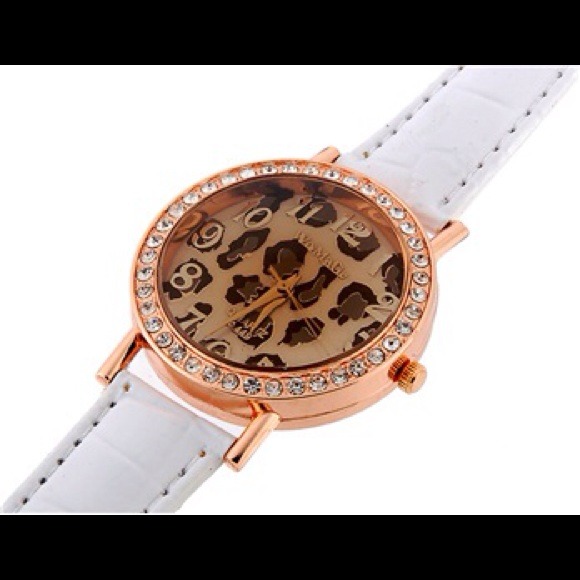 Designer Leopard Watch - Picture 3 of 4