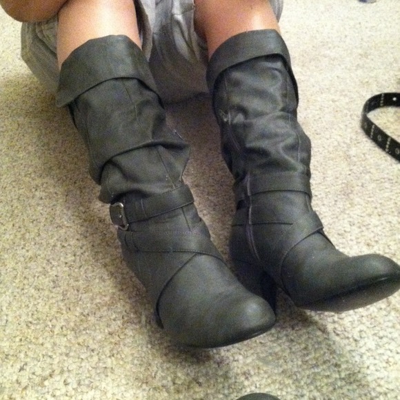 ➡HOLD⬅Grey boots