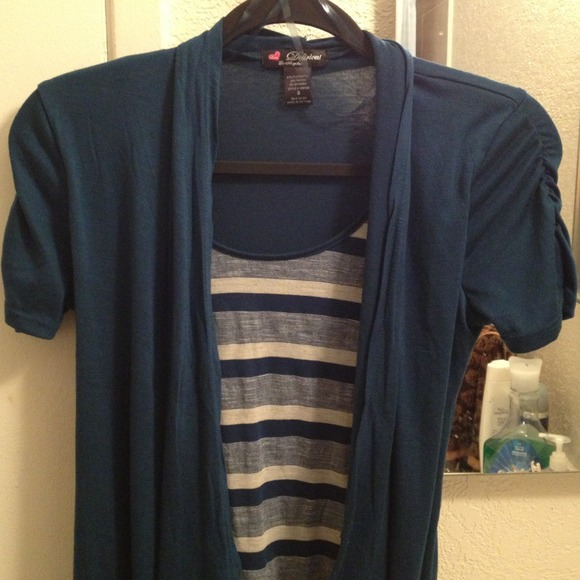 💢💢SOLD💢💢Long blouse / dressy top