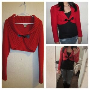 🌹Red Cropped Sweater!🌹