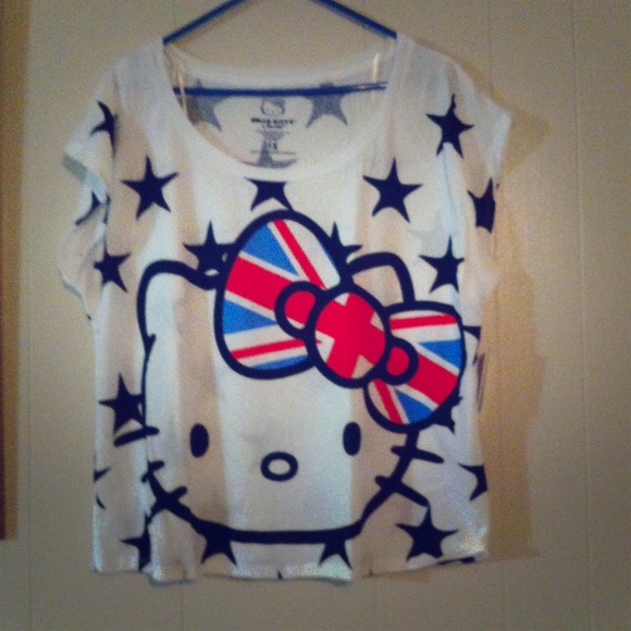 Awesome Hello Kitty top.