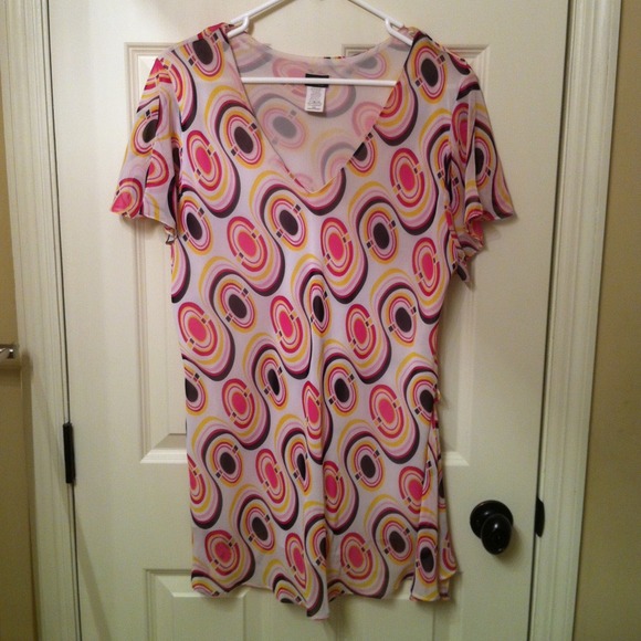BOGO! Adorable geometric blouse!
