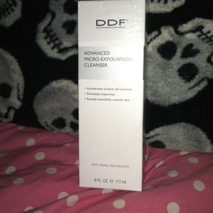 **SOLD** DDF Advanced Micro-Exfoliation Cleanser.