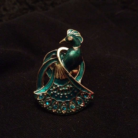 Beautiful Teal Bird Ring