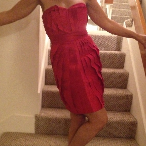 Max & Cleo Dresses & Skirts - Sexy, strapless red dress!