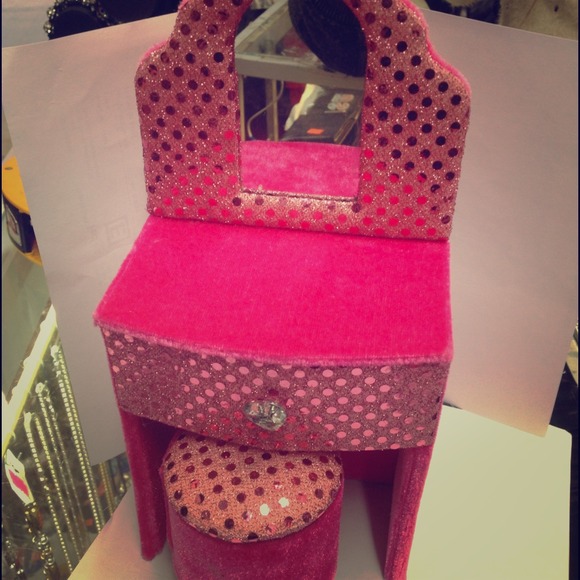 jewelry case