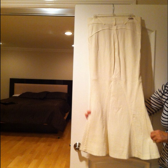 Bebe long skirt - Picture 3 of 3