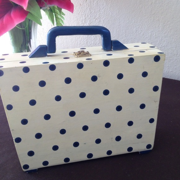 Wooden polka dot purse