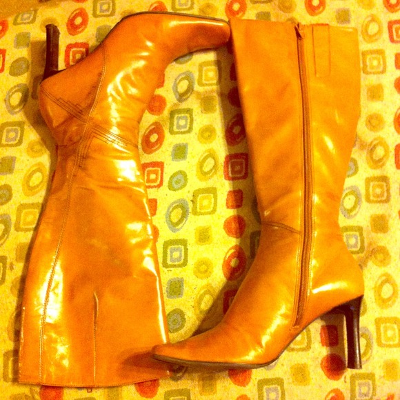 👢💋Nine West Camel Color Sexy Boots Rarely Worn