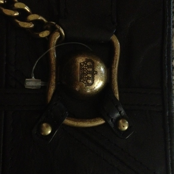 NWT black leather juicy couture wristlet - Picture 2 of 4