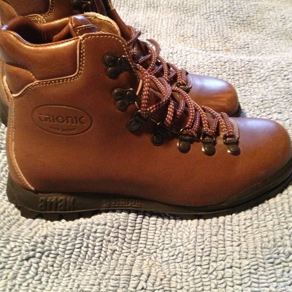 where are scarpa shoes made