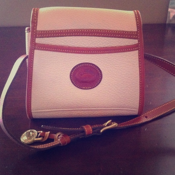 Vintage authentic small Dooney & Bourke purse
