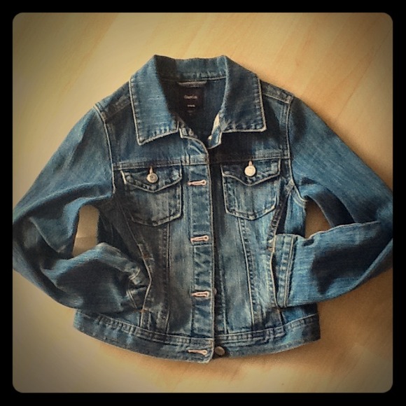 **SOld*** Super cute Jean jacket!!!