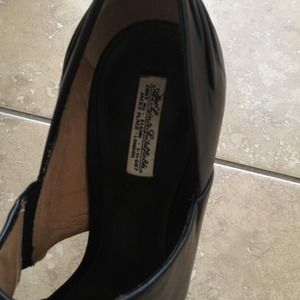 All Saints Shoes - ⬇REDUCED⬇ All Saints Cut Out Leather Pumps NEW All Saints Shoes - ⬇REDUCED⬇ All Saints Cut Out Leather Pumps NEW