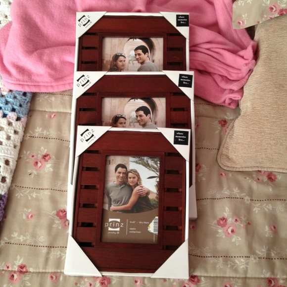 SOLD ***Wood pic frames - set of 3