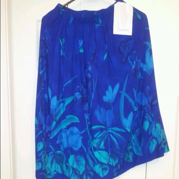 ROYAL BLUE FLORAL SKIRT - Picture 1 of 4