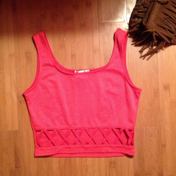 Cropped caged tank