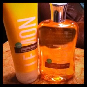 Sold🌟Bath & Body Works body cream & shower gel🌟