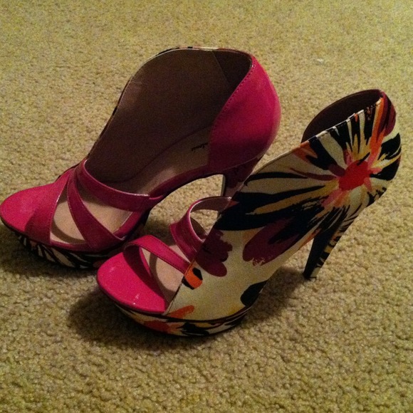 Size ten funky pink stiletto.