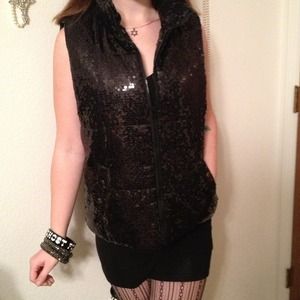 Betsey Johnson M\L sequined vest