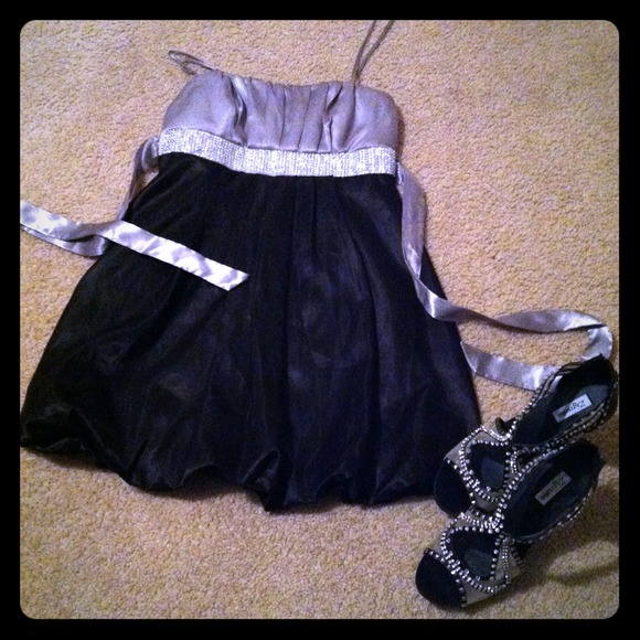 Slvr and Blk Babydoll Dress
