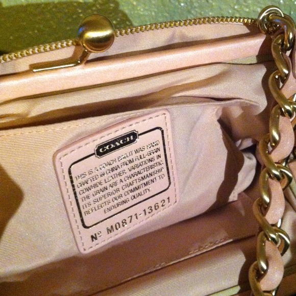 Coach Shoulder Bag - Picture 4 of 7