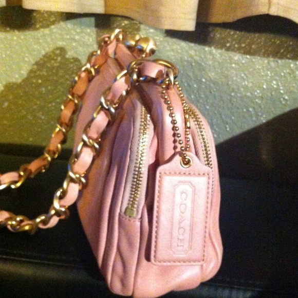 Coach Shoulder Bag - Picture 5 of 7