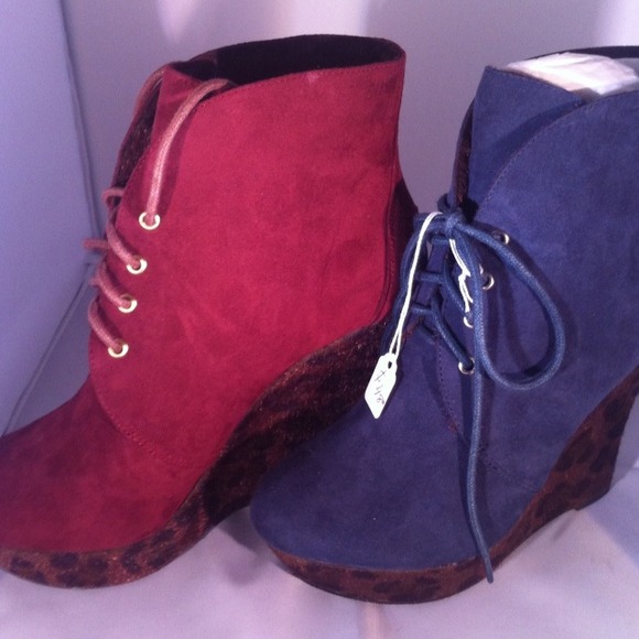 Sale Cheetah wedge!!!