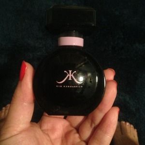 Kim kardashian perfume