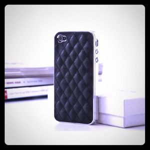 Luxurious Chrome Leather Quilted case for iPhone 4