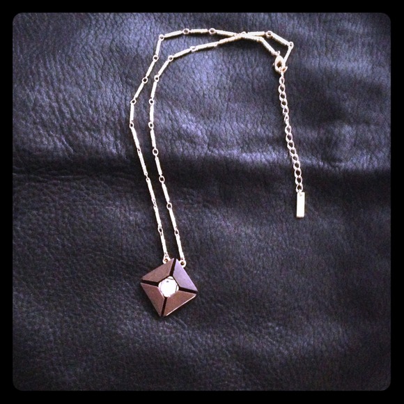 Jewelmint Daphne Necklace