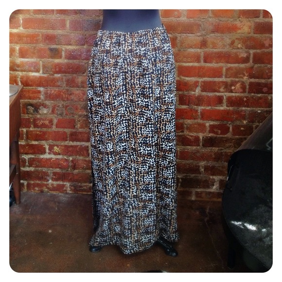 vintage Skirts - HALF OFF SALE | ✨Vintage✨Leopard Print Maxi Skirt vintage Skirts - HALF OFF SALE | ✨Vintage✨Leopard Print Maxi Skirt
