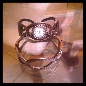 Brand New: Two piece watch set