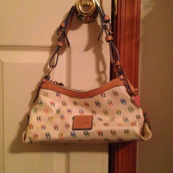 Dooney and bourke purse