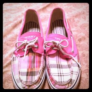 Pink& Plaid Sperry's