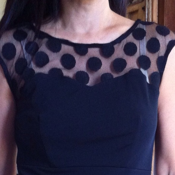 💯SOLD💯.  Elegant black polka dots sheer dress - Picture 2 of 4