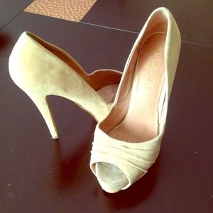 Size 7 Aldo suede leather shoes
