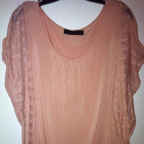 Sold 🎉Light pink top from The Limited