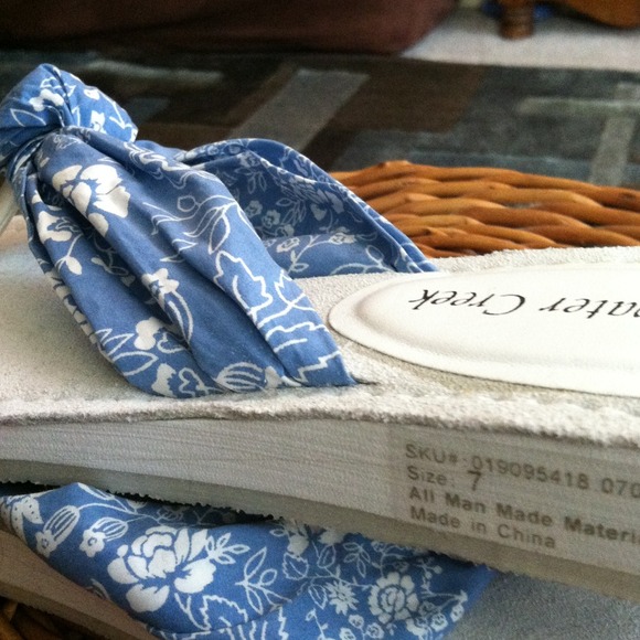 HP x 2!!🎉Coldwater Creek Bandana Flip Flops - Picture 3 of 4