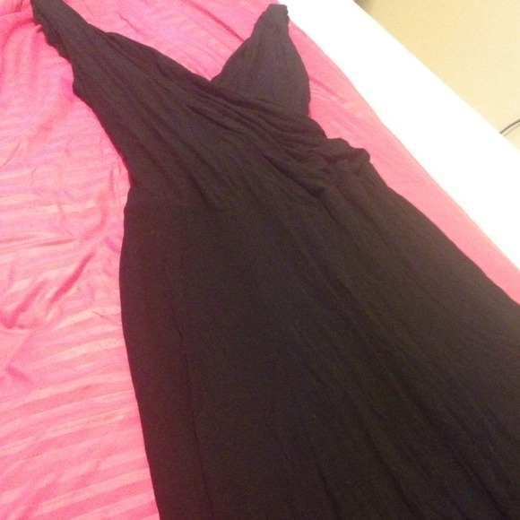 Dress🎈🎉SOLD🎈🎉 - Picture 2 of 2