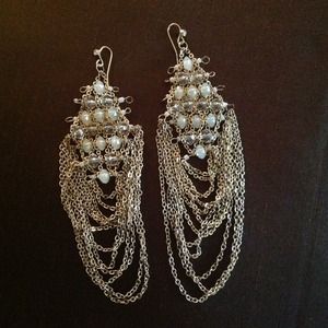 Chandelier earrings