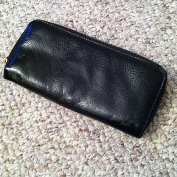 Black wallet