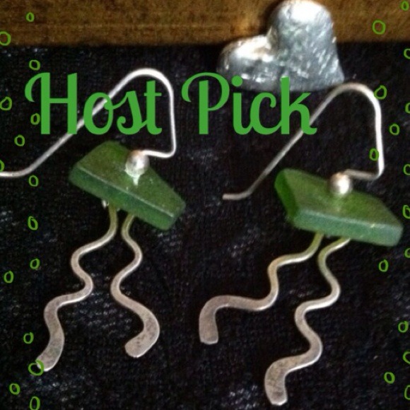 Jewelry - 🖐🏽Beach Glass Earrings