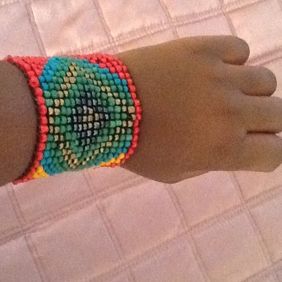 Chic bead bracelet
